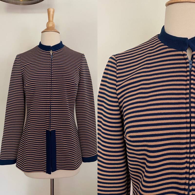 Vintage 1970 Eagleville Von The Villager Retro Beige Navy Striped Zip Up Strukturierte Langarm Jacke Blazer Small von VintageRiteCo
