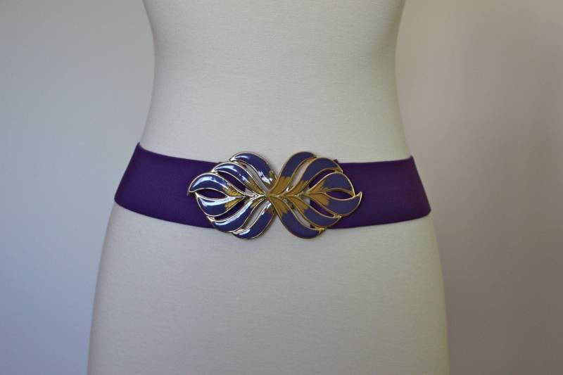 Vintage 1980Er Lila Gelb Gold Stretch Gürtel Mit Doppelblatt Schnalle Unmarkierte Größe Small/Medium Made in Korea von VintageRiteCo