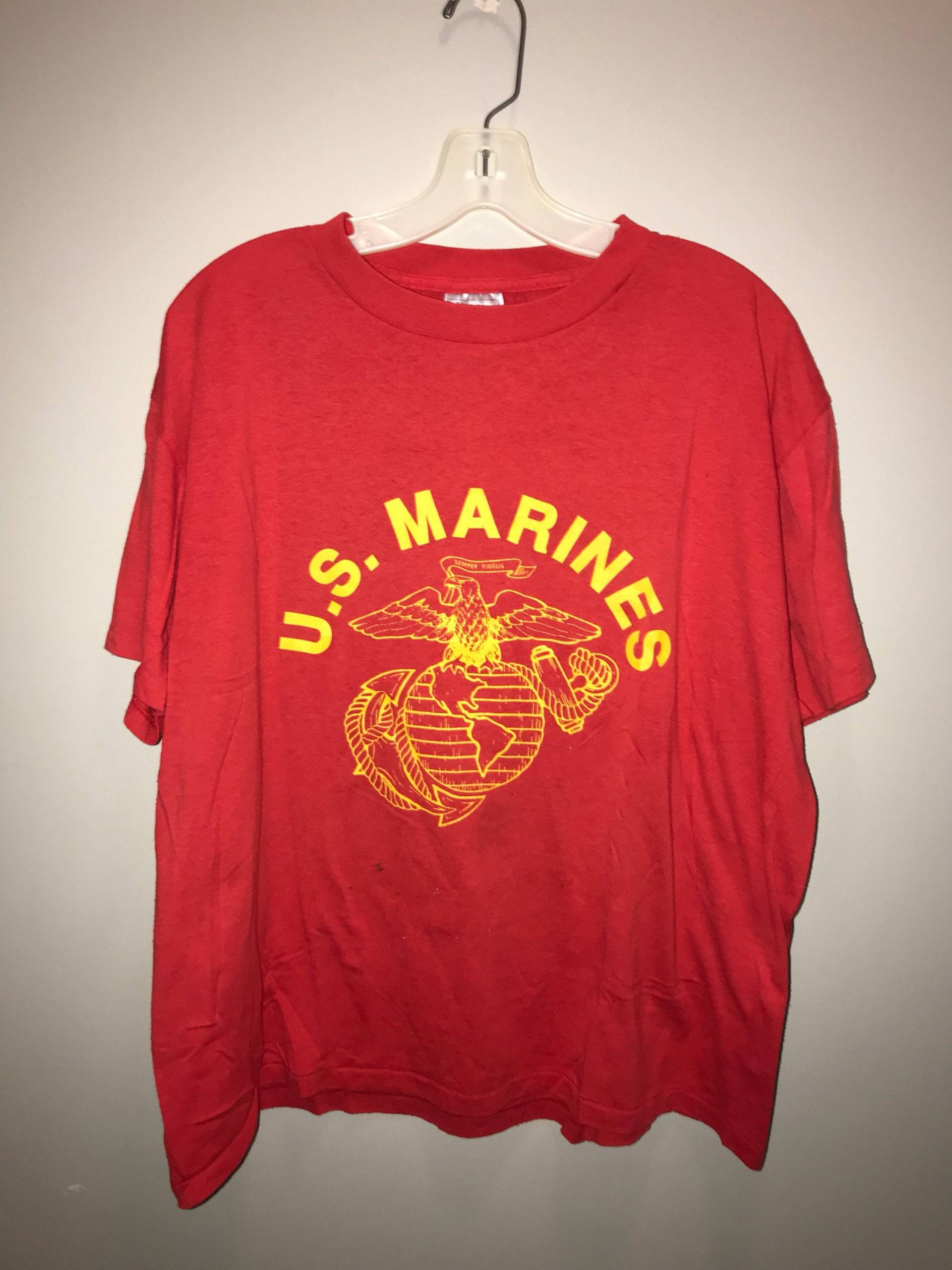 Vintage 80Er Jahre Us Marines Rotes T-Shirt/Größe Xl von VintageRiverCity