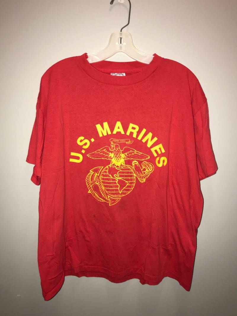 Vintage 80Er Jahre Us Marines Rotes T-Shirt/Größe Xl von VintageRiverCity