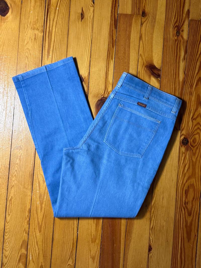 Vtg 70's Light Wash Schlagjeans/Jeans W 35" L 31" Von Wrangler von VintageRiverCity
