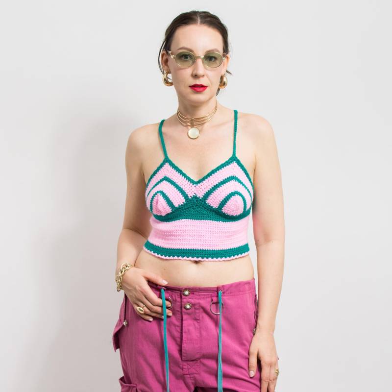 Gehäkeltes Strick Crop Top | Vintage Handgemachte Boho Krawatte Zurück Damengröße S-M Gehäkeltes Strick Crop Top | Vintage Handgemachte Boho Krawatte Zurück Damengröße S-M von VintageShopGertrude