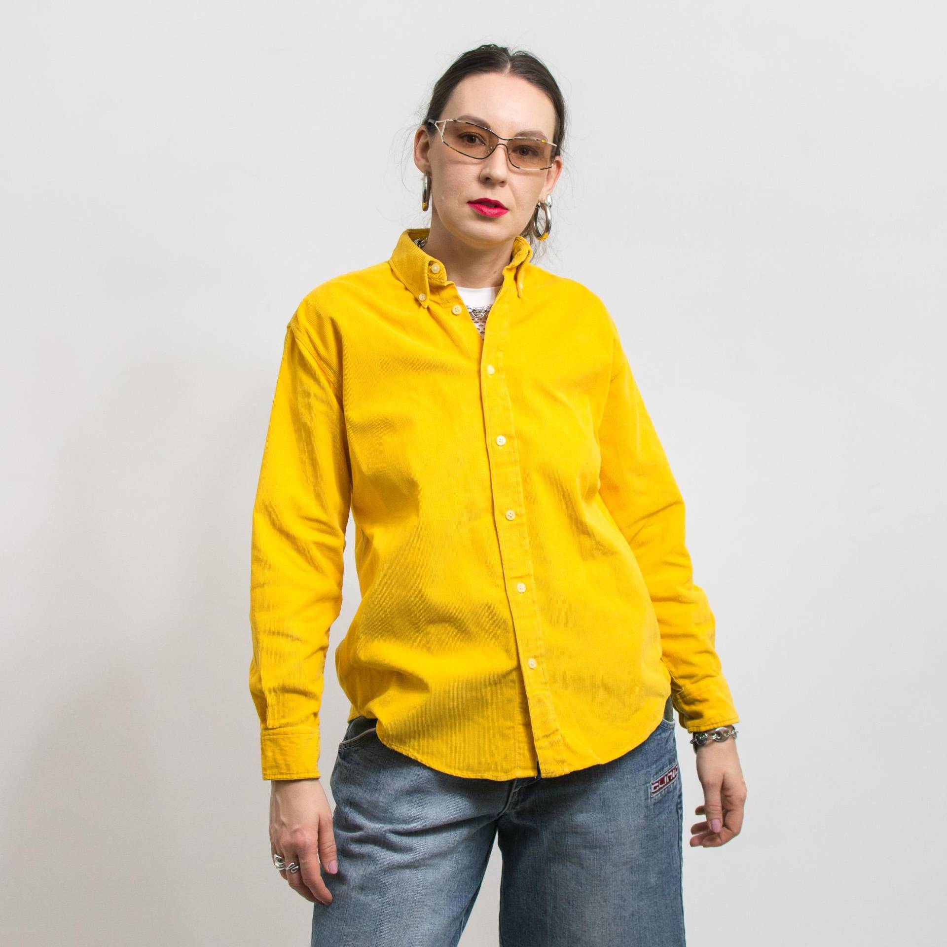 Gelbes Feincord Hemd Vintage Denim Button Down Damen Gr.m Gelbes Feincord Hemd Vintage Denim Button Down Damen Gr.m von VintageShopGertrude