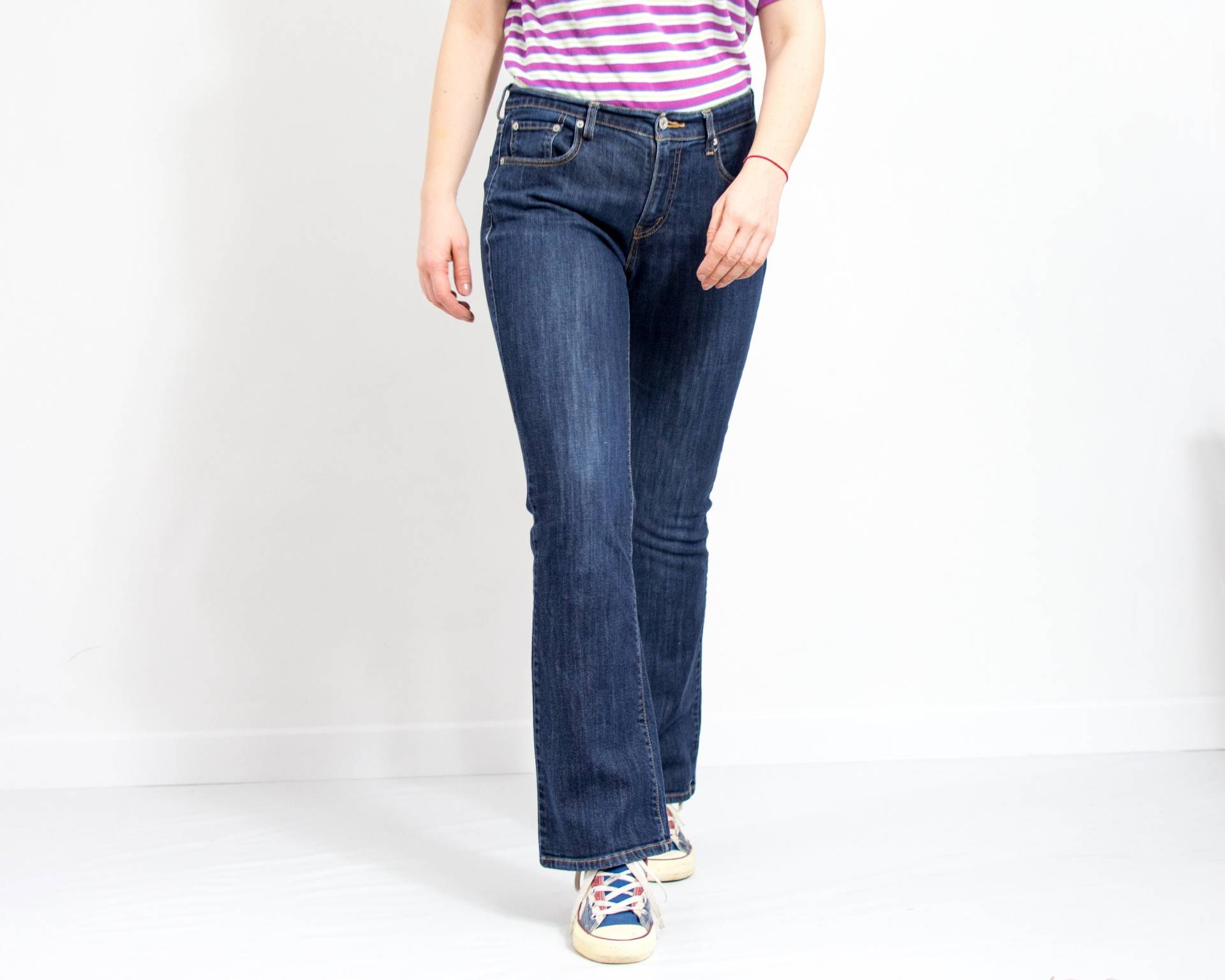 Levis Jeans Y2K Blau Denim Mitteltaille Damen Größe M/L von VintageShopGertrude