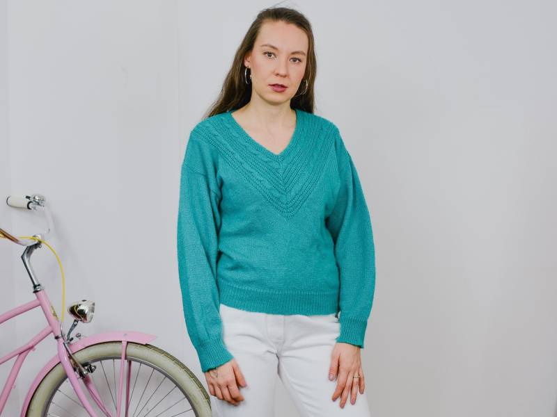 Vintage 80Er Jahre Pullover V-Neck in Grün Nicole, Made Italy von VintageShopGertrude