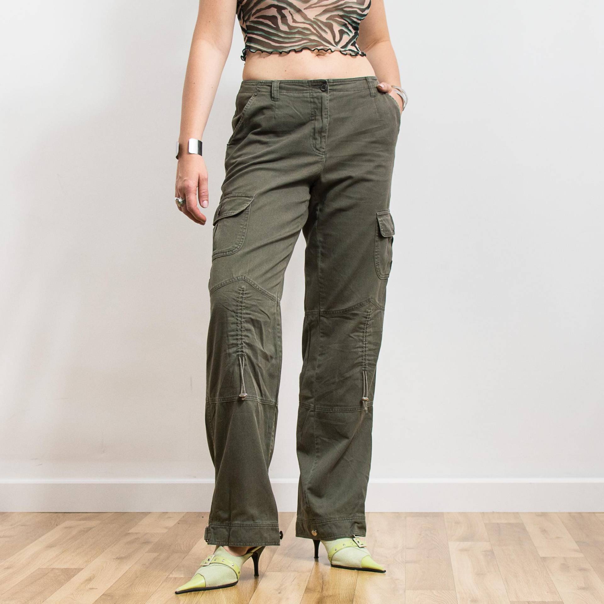 Vintage Y2K Cargo Hose Khaki Militär Gebundenes Bein L/xl von VintageShopGertrude