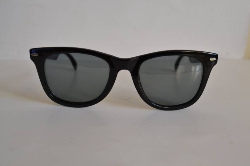 Schwarze Wayfarer Vintage Sonnenbrille von VintageSilo
