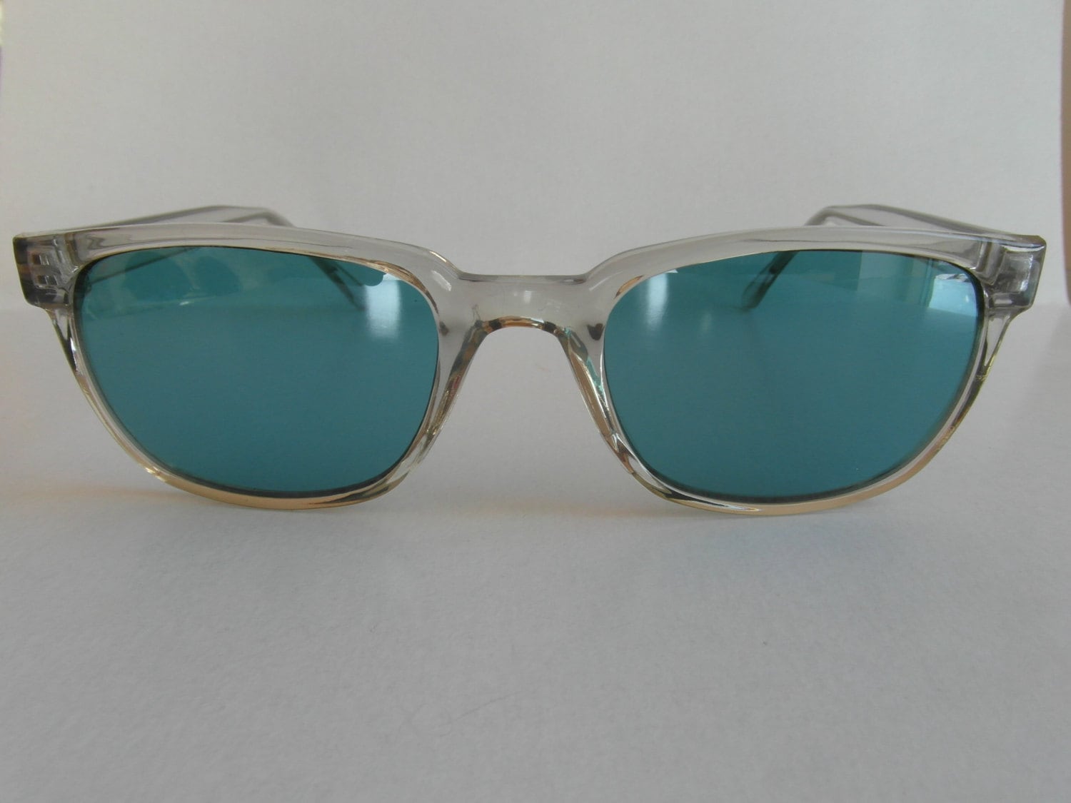 Vintage Klare | Ozeanblaue Linsen Rechteckige Sonnenbrille Vintage Klare | Ozeanblaue Linsen Rechteckige Sonnenbrille von VintageSilo