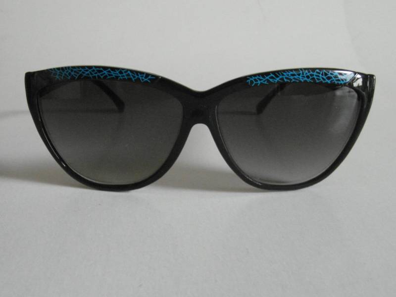 Vintage Schwarz & Blaue Nets Brows D-Brille Sonnenbrille Vintage Schwarz & Blaue Nets Brows D-Brille Sonnenbrille von VintageSilo
