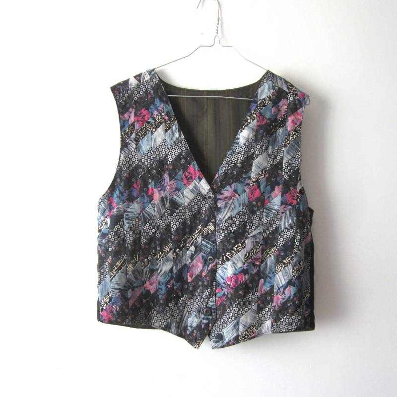 Vintage Regenbogen Patchwork Weste Karierte Damen Bequeme Taillierte Mittelgroße Bis Große Größe Alltagsweste von VintageSisBro