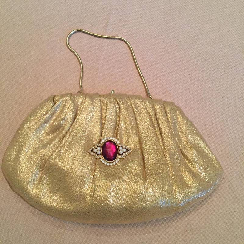 Vintage Gold Lamé Abendtasche Amethyst Brosche Braut Clutch, Signiert Hl von VintageSpiritDesigns