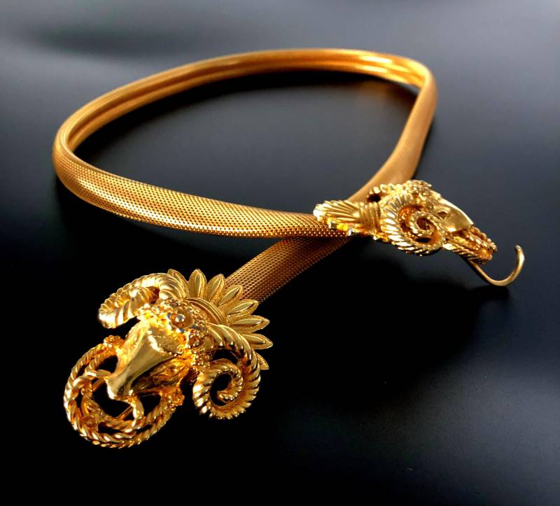 Couture Design Schmuckgürtel Vintage 1980S Haute Stil Xs Größe Widderkopf Mesh Metall Gürtel von VintageStarsParis