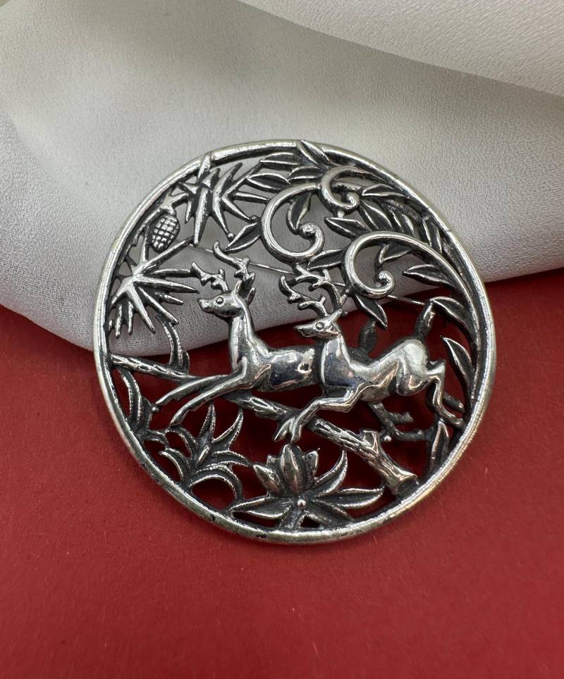 Designer Reh Brosche Vintage 1980S Versilberte, Große Im Wald Brosche, Wundervoll Erhalten, Sarah Coventry Sc Signiert von VintageStarsParis