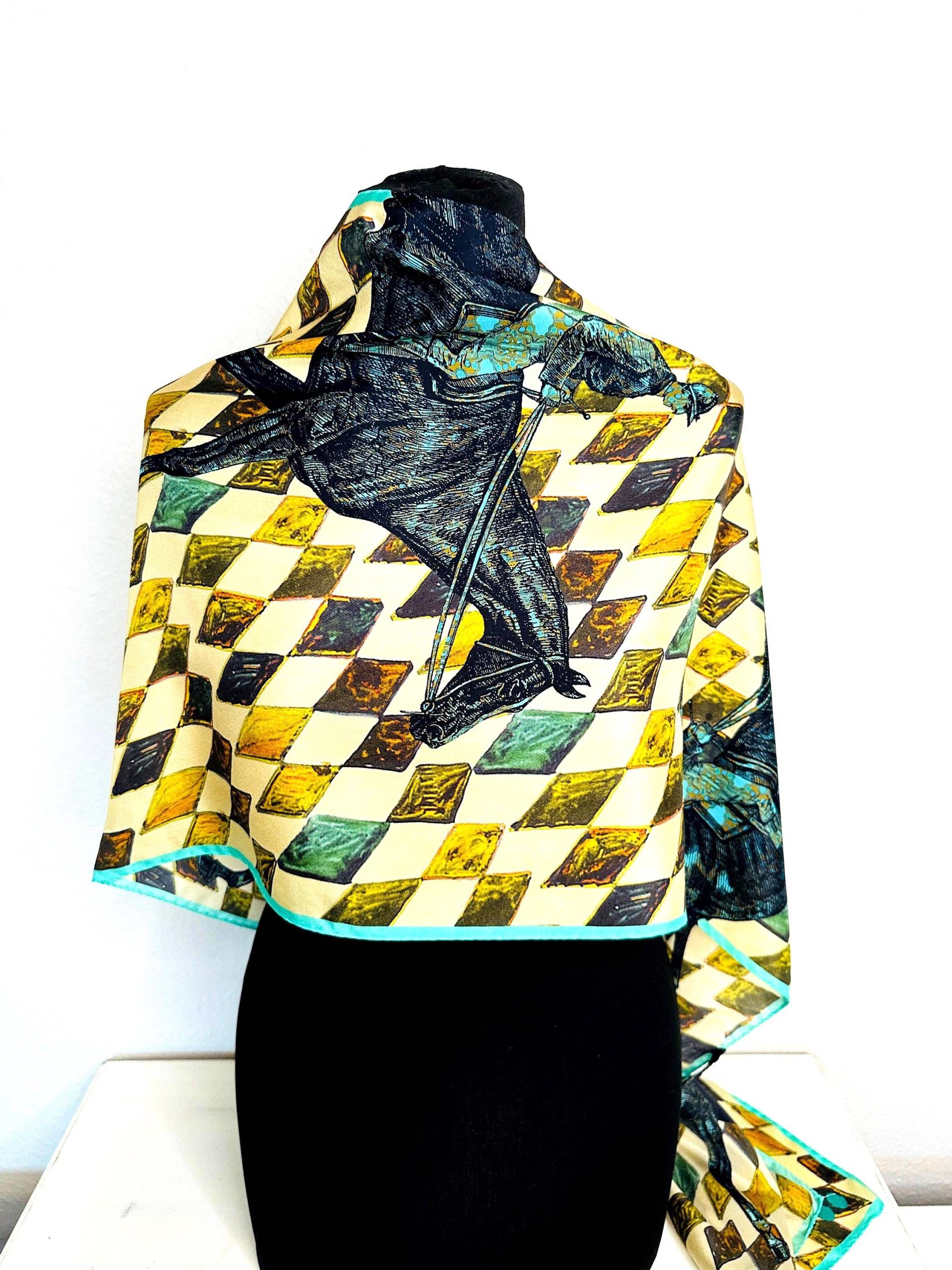 Designer Seidentuch Halstuch Polo Reiter Und Pferd Luxus Marke Odee Italy 100% Seide Schaltuch, Made in Italy, Hand Rolliert von VintageStarsParis