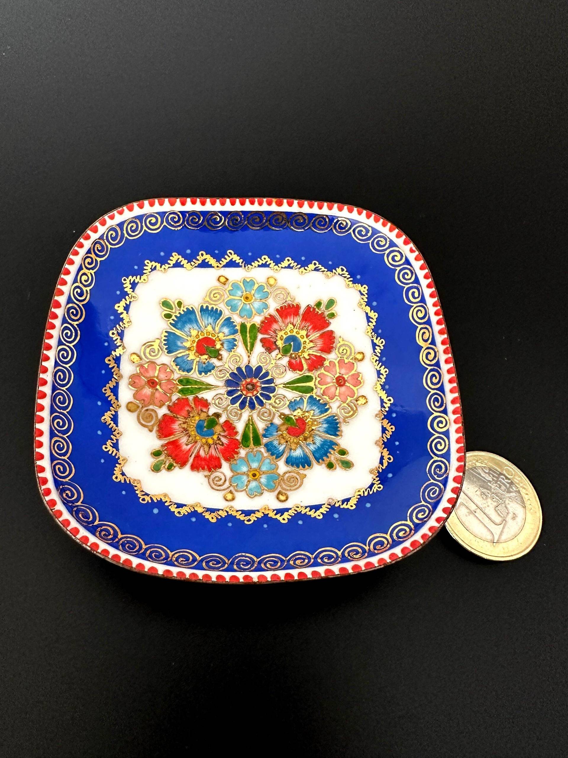 Emailliertes Schälchen Ringschale Teller Vintage Austria Handarbeit Steinböck Emaille 8.2 cm Ø von VintageStarsParis