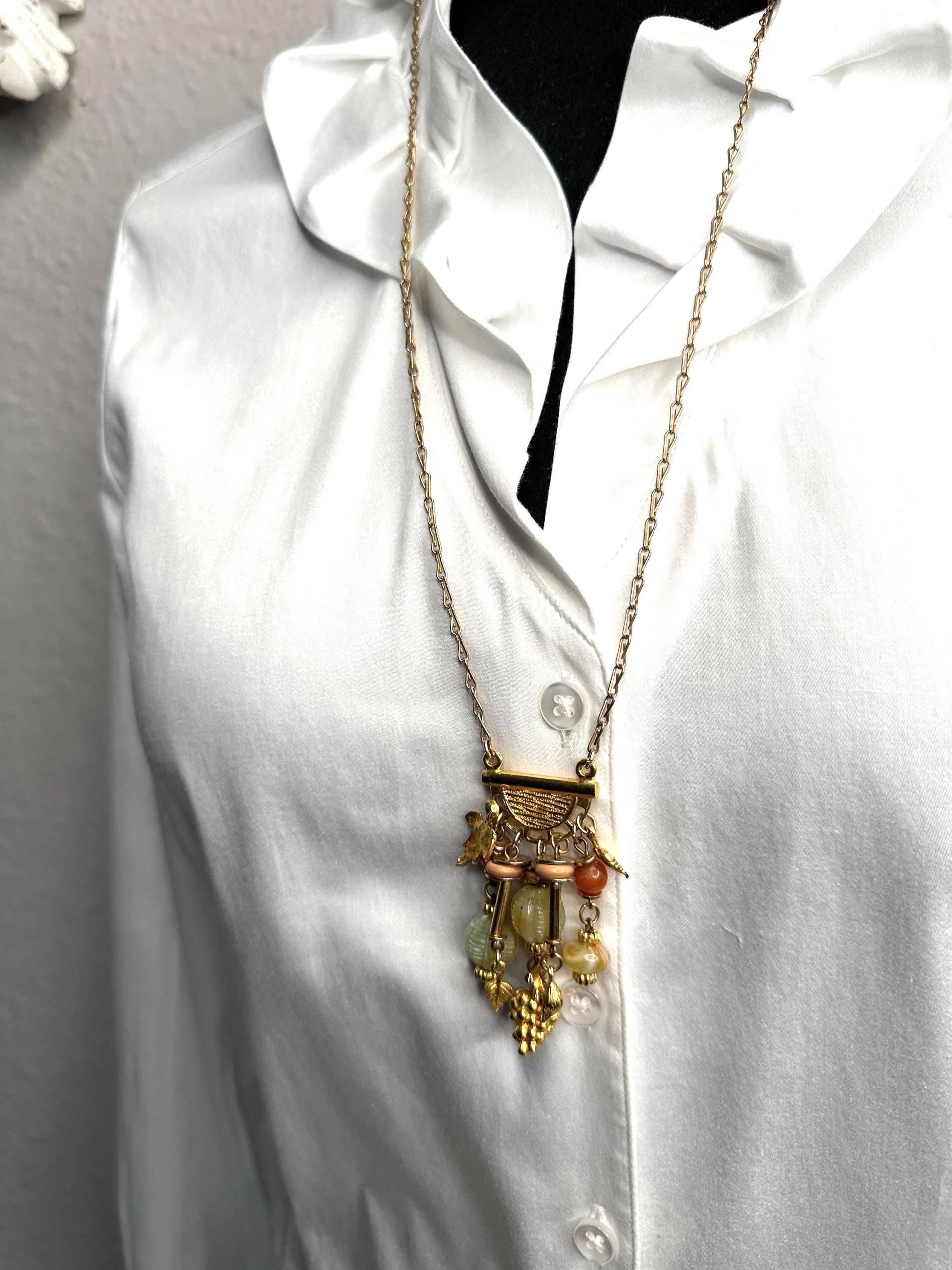 Etrusker Design Halskette, Hochwertige Vintage Achat Und Edelstein Perlen Stein-Sowie Lucite/Und Glasperlen, Vergoldete Kette von VintageStarsParis