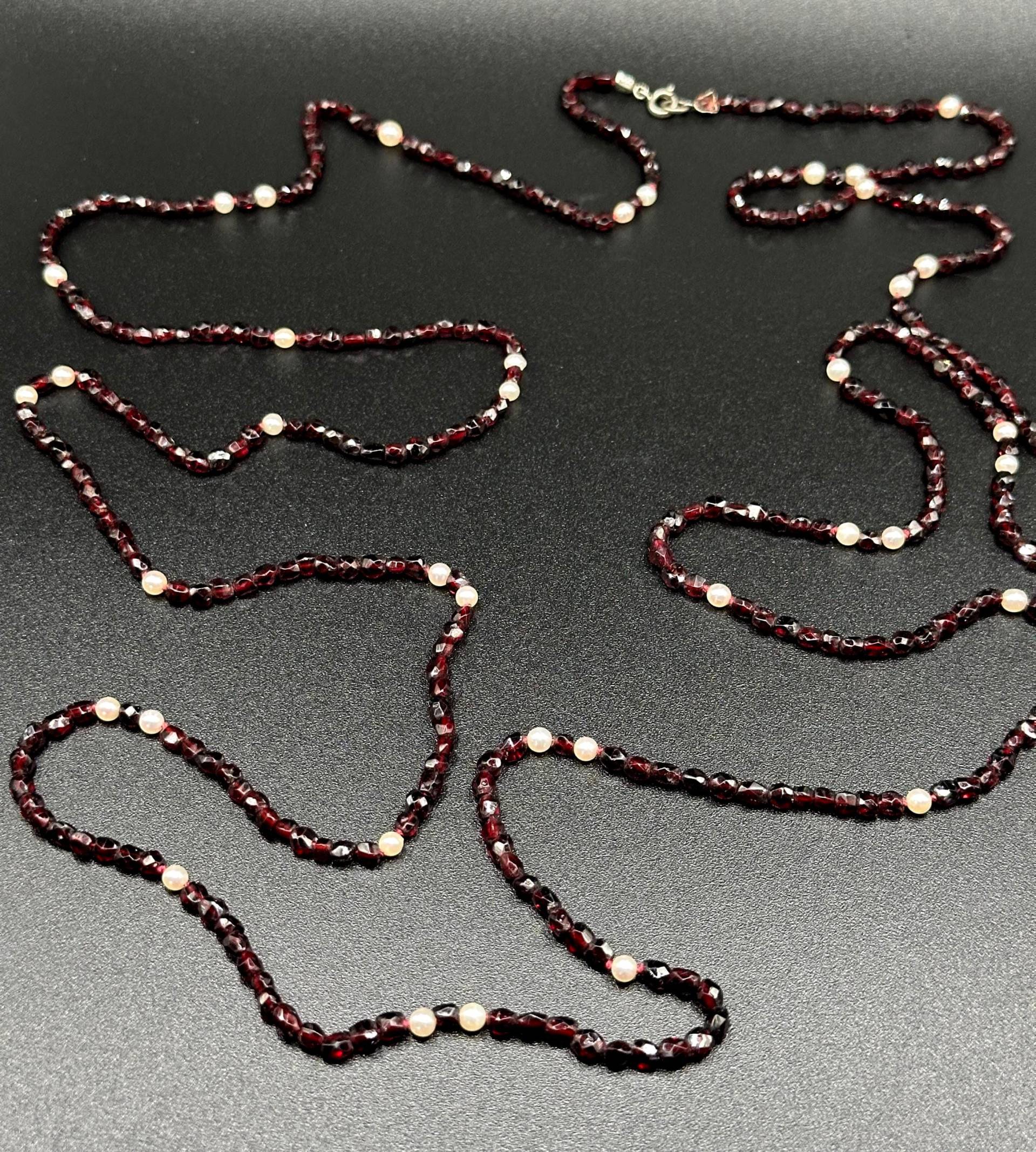 Flapper Girl Halskette Antike 1930S Echte Weiße Perlen & Granat Edelstein Kette Sterling Silber Lilien Blüten Verschluss, 148 cm Lang von VintageStarsParis