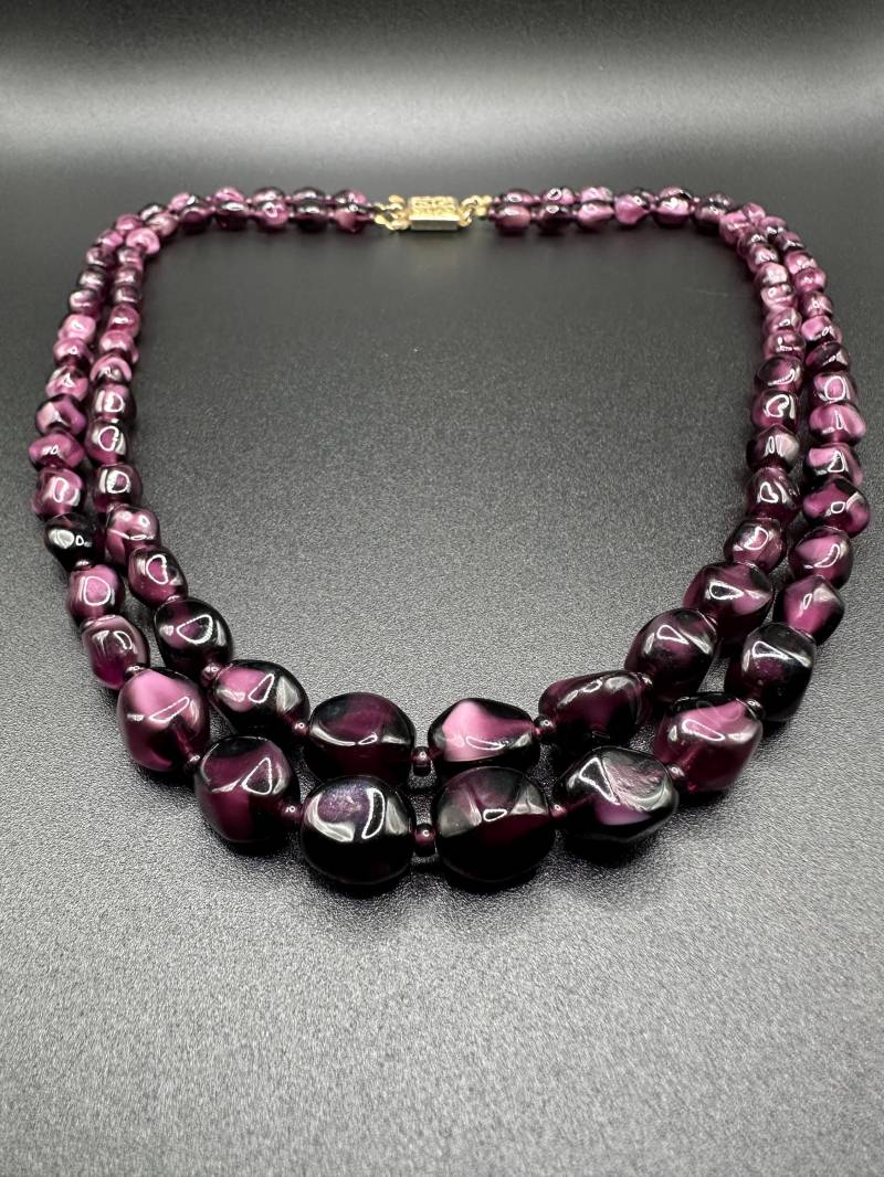 Lila Glasperlen Halskette Wunderschöne Original Vintage 1950S - 1960S Givre Glas Perlenkette von VintageStarsParis