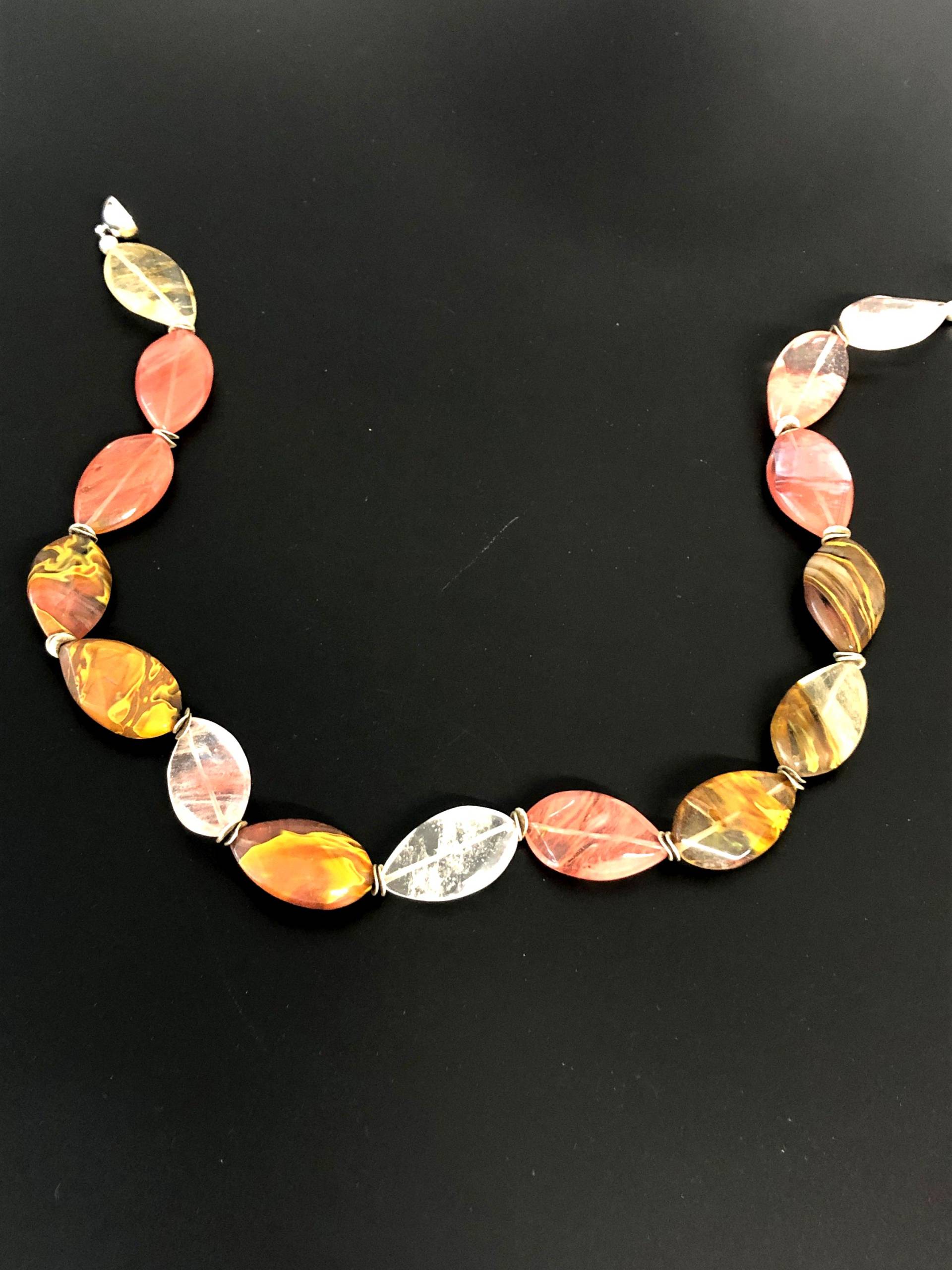 Murano Glasperlen Halskette Wunderschöne Vintage 1980S Italy Glas, Quarz Und Edelsteine Magnet Verschluss Collier Kette von VintageStarsParis