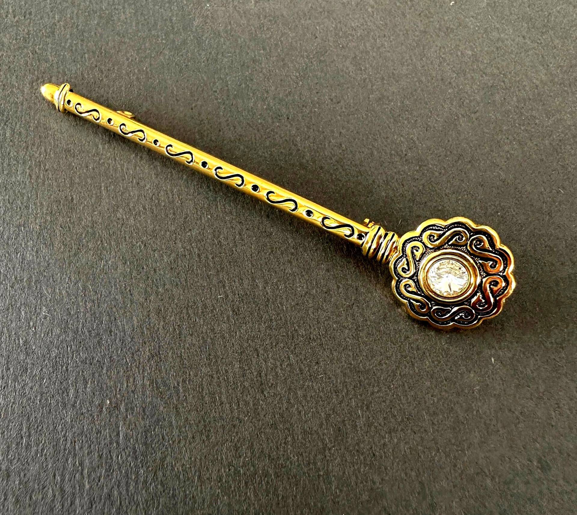 Rivoli Kristall Brosche Wunderschön Verzierte 8.5 cm Lange Vergoldete Vintage von VintageStarsParis