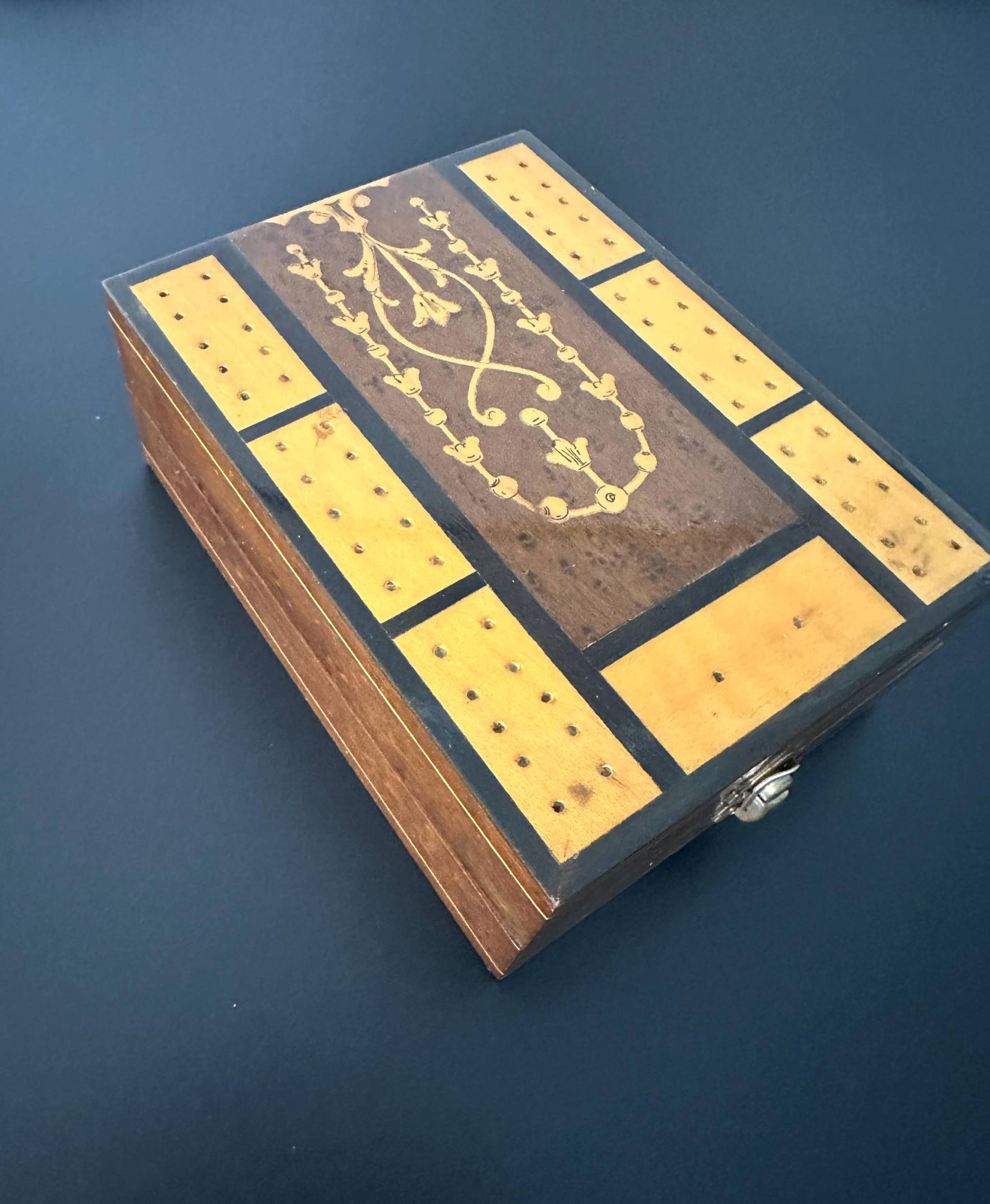 Schmuck Schatulle Holz Künstler Handarbeit Gargiulo & Jannuzzi Sorrento Italien Vintage Schmuckaufbewahrung, Jugendstil Maiglöckchen Holzbox von VintageStarsParis