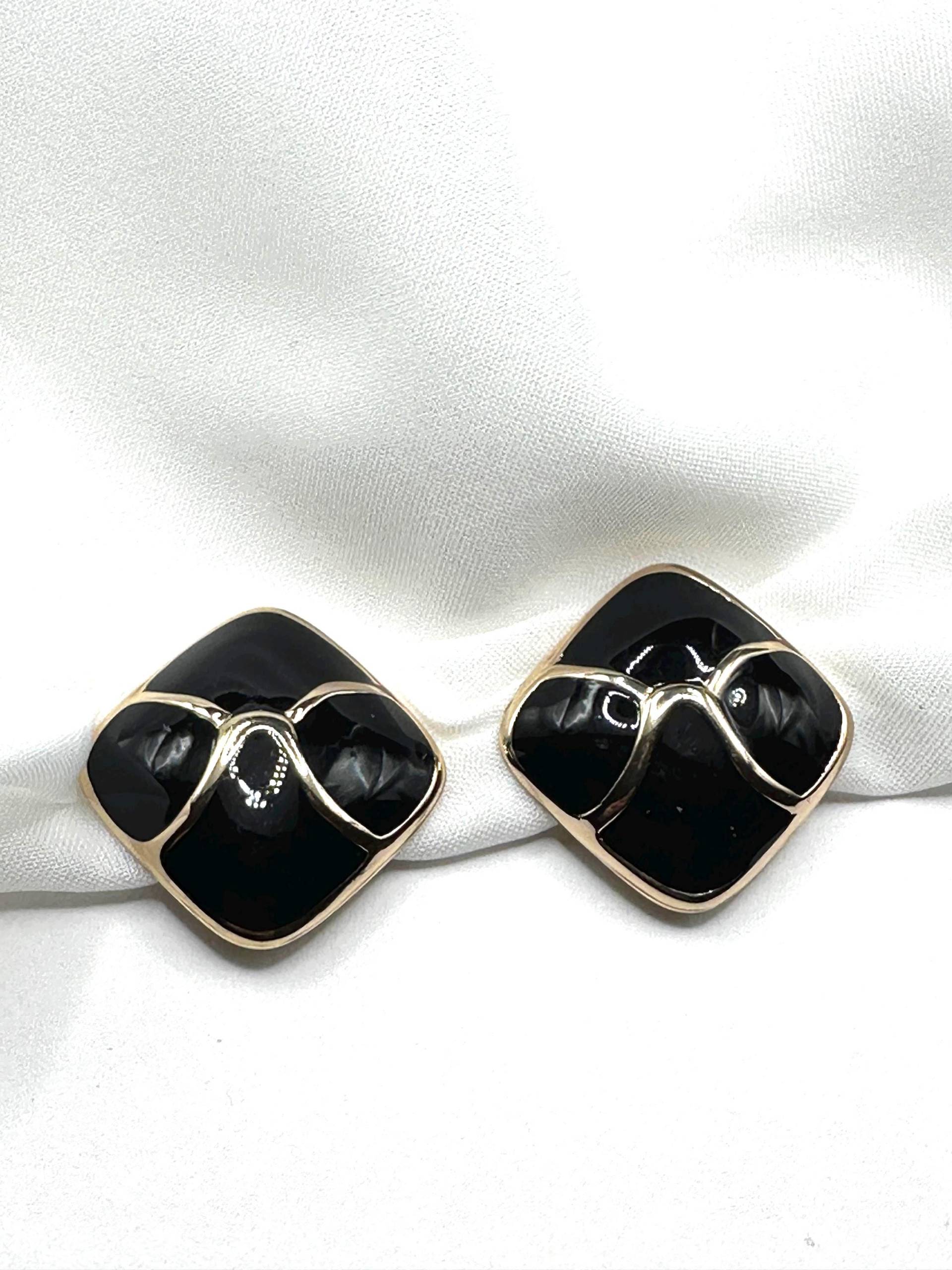 Schwarz Emaillierte Ohrclips Leichte Vintage 1980S Clip Ohrringe, Perfekt Für Jeden Tag, Elegant Schmückend von VintageStarsParis