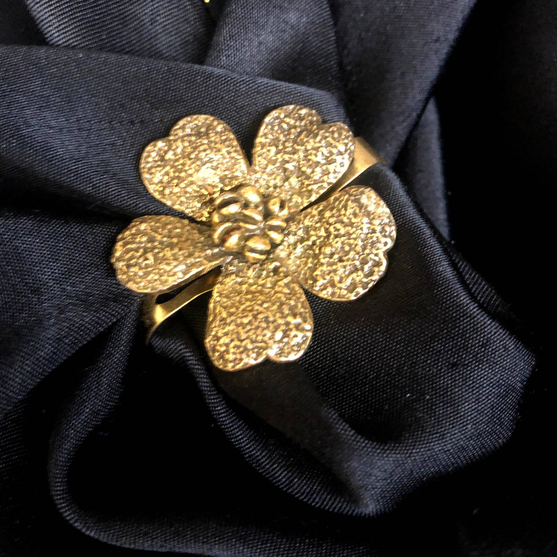 Tuchclip Kleiderclip Brosche Vintage 1950S Tuchhalter Clip Designer Zentall Signiert, Sehr Schönes Design Und Gute Qualität von VintageStarsParis