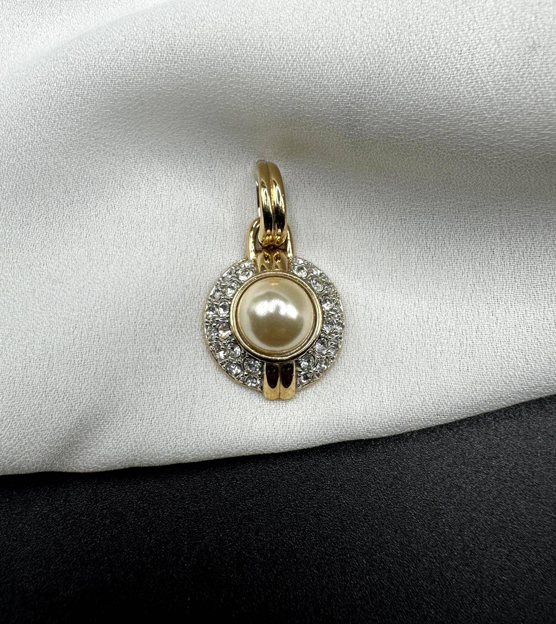 strass Perlen Enhancer Anhänger Für Eine Halskette Vintage 1980S Wunderschön Funkelnder Kettenanhänger Zum Anklippen An von VintageStarsParis