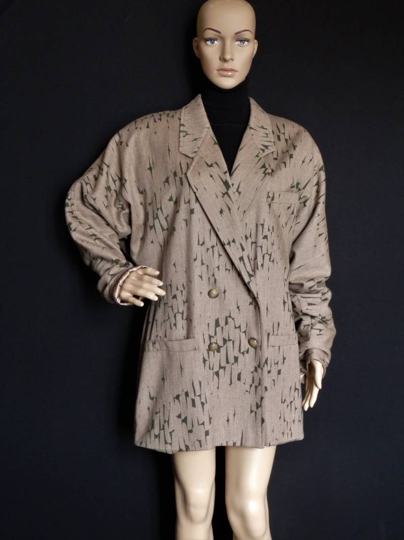 Escada Bye Margaretha Ley - Oversize-Jacke, Reine Schurwolle Vintage 90Er Größe 40/42Fr Escada Bye Margaretha Ley - Oversize-Jacke, Reine Schurwolle Vintage 90Er Größe 40/42Fr von VintageStorie