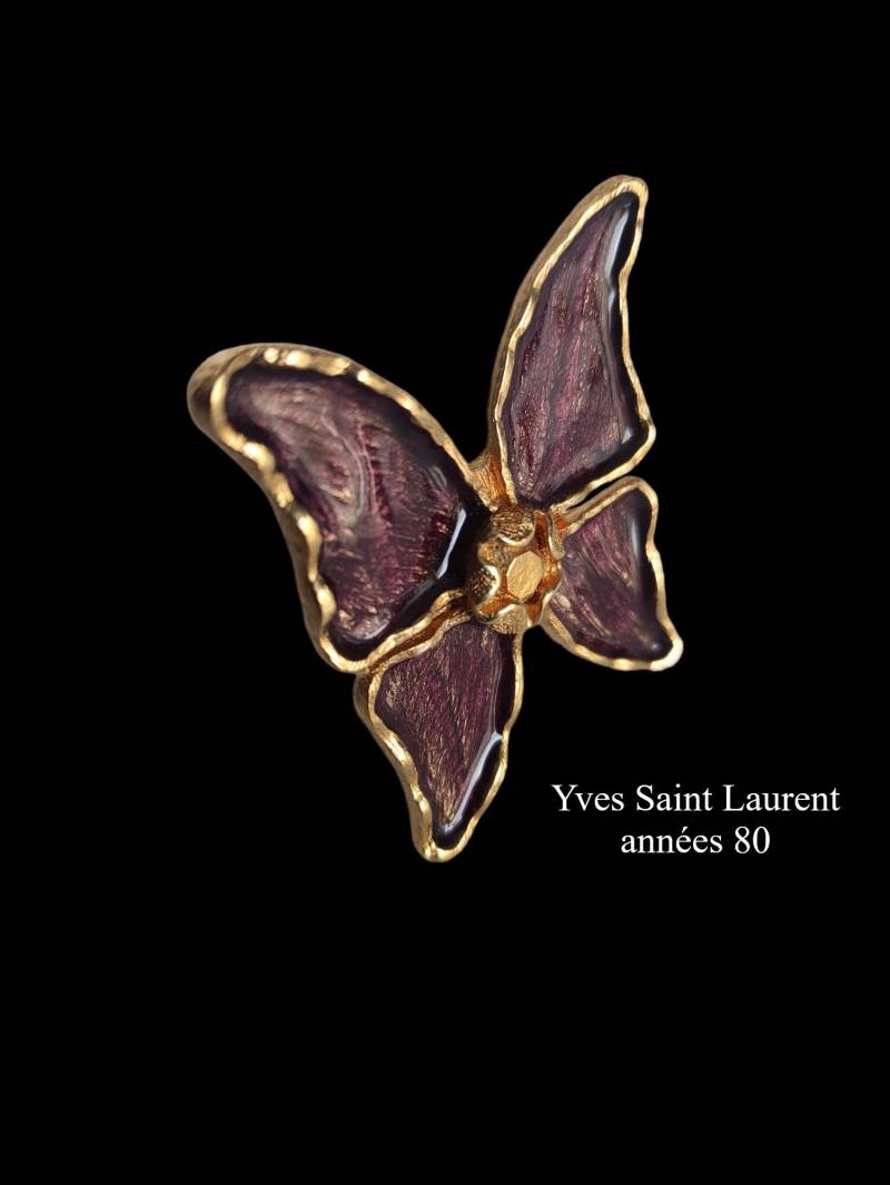 Yves Saint Laurent - Ysl Vintage Lila Schmetterlingsschmuck/Brosche 80Er Jahre Yves Saint Laurent - Ysl Vintage Lila Schmetterlingsschmuck/Brosche 80Er Jahre von VintageStorie