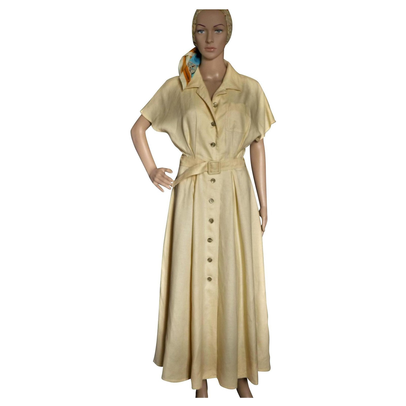 Zapa - Langes Pastellgelbes Leinenkleid Vintage 90Er Jahre Größe 40Fr Zapa - Langes Pastellgelbes Leinenkleid Vintage 90Er Jahre Größe 40Fr von VintageStorie