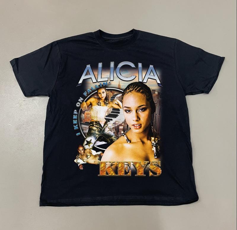 Alicia Keys Bootleg Vintage Schweres T-Shirt Alicia Keys Bootleg Vintage Schweres T-Shirt von VintageSwaag