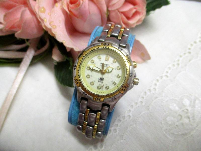 Fossil Blue Damen Armbanduhr Am 3257 50 Meter Edelstahl Bicolor Silber Gold von VintageTausendSchoen