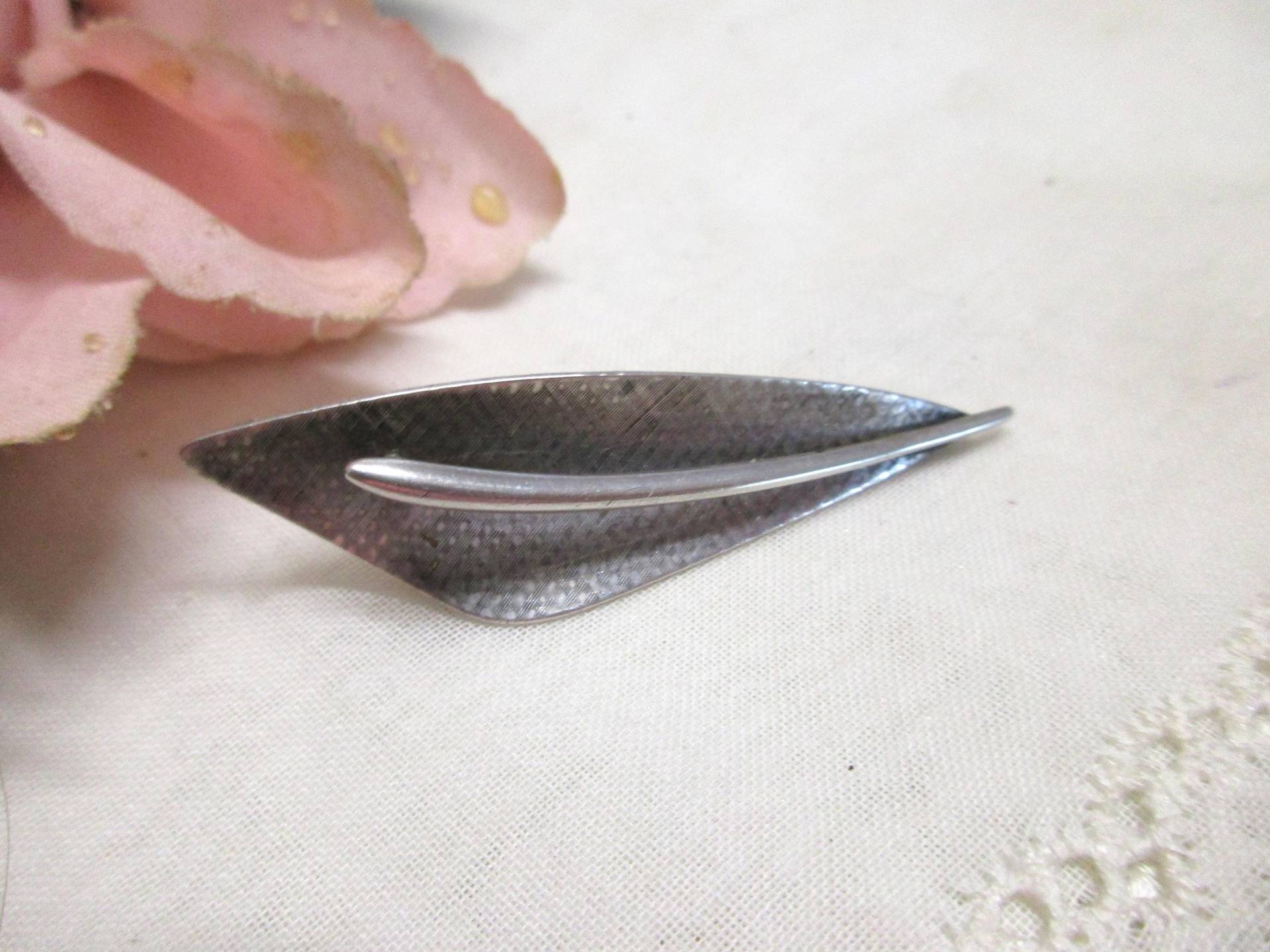 Kordes & Lichtenfels Pforzheim Antike Zauberhafte Blattbrosche Silber 800 Brosche Blatt Art Déco 5, 2 X 1, 6 cm von VintageTausendSchoen