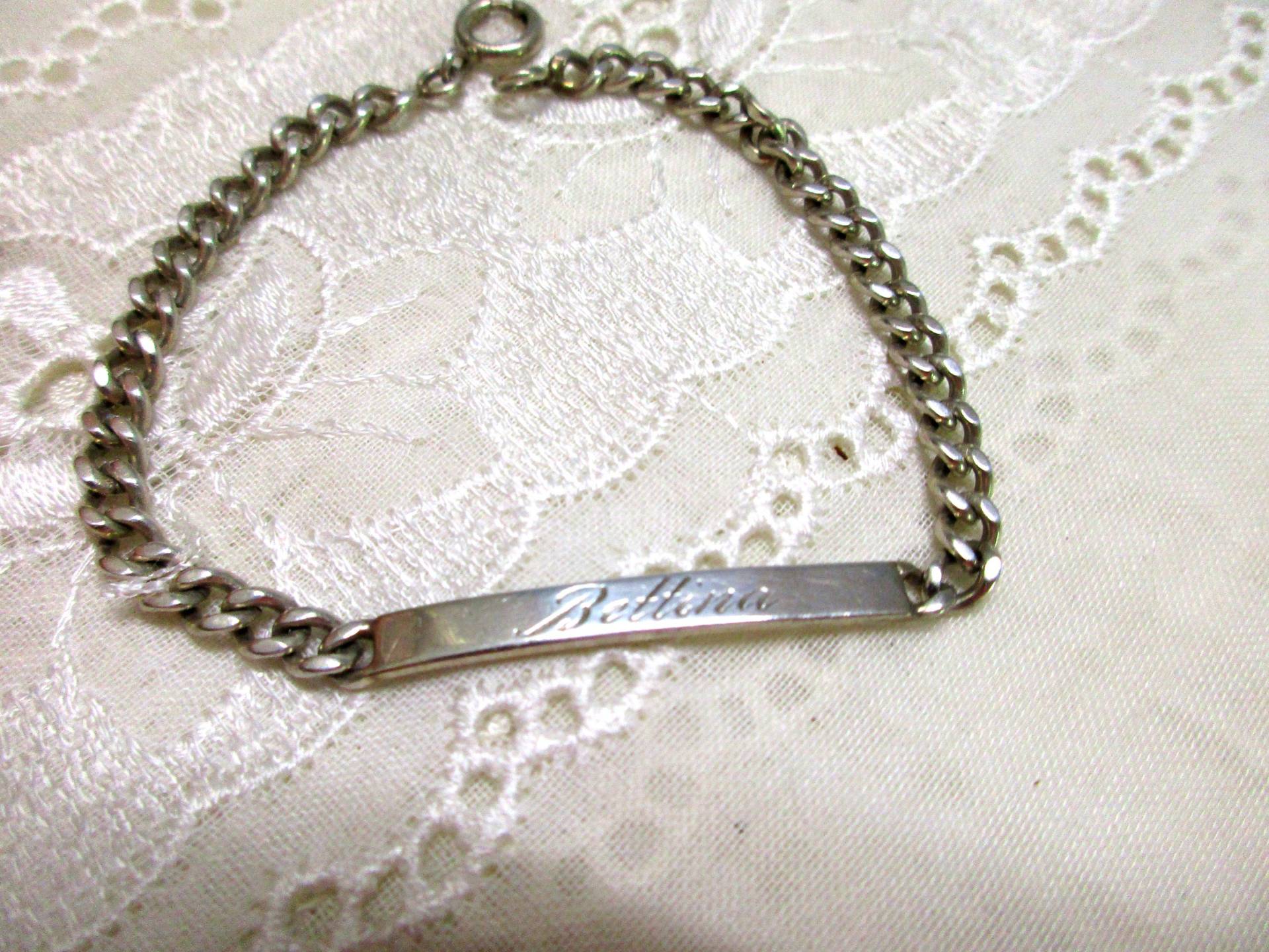 No 18 Silberarmband Graviert Bettina Namen Armband 18, 5 cm 925 Damen Geschenk von VintageTausendSchoen