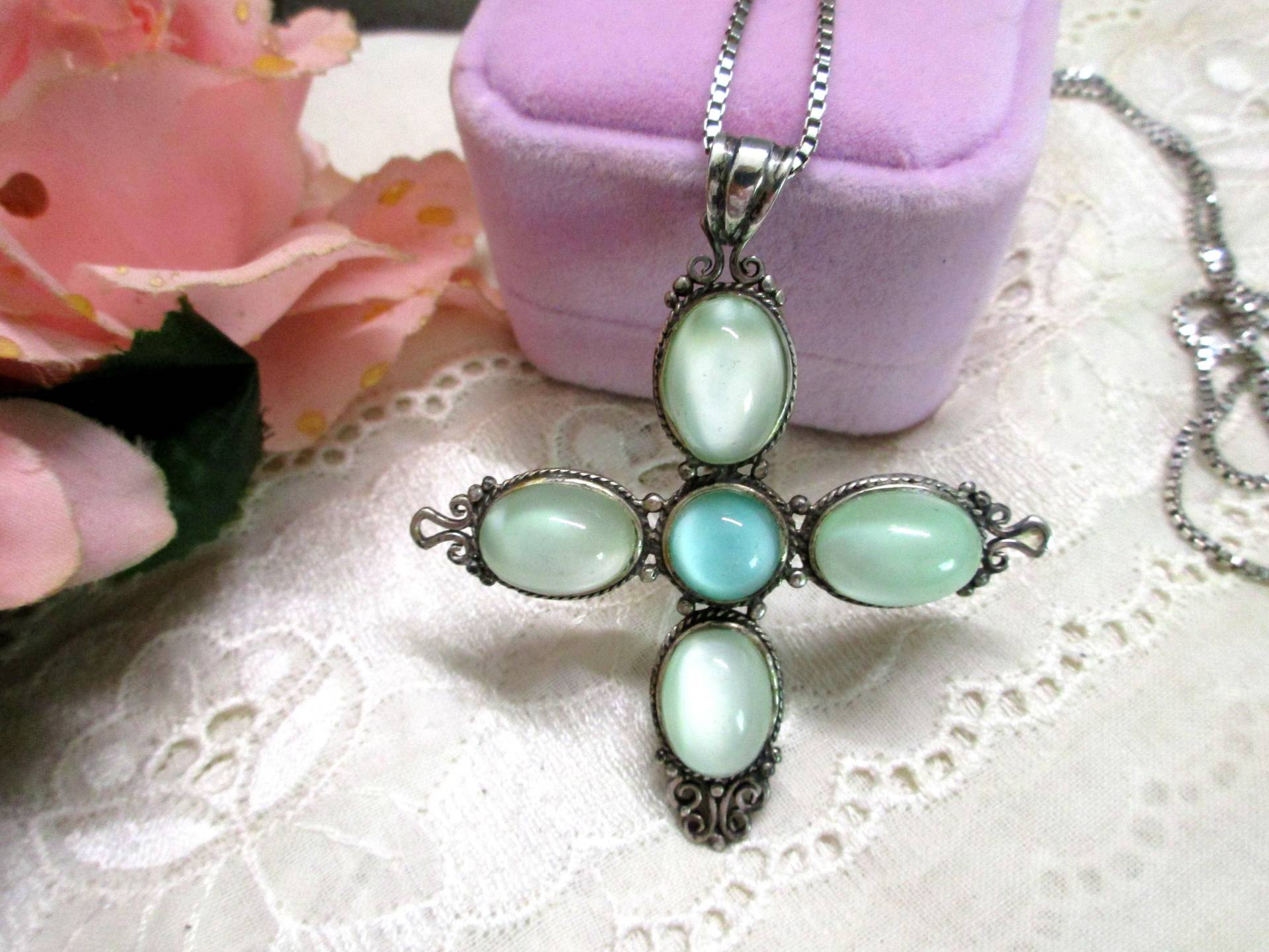 No 29 Großes Antikes Opulentes Silber Kreuz 925 6, 5 X 5, 7 cm Mit Grünem Mondstein | Katzenauge Langer Venezianerkette Box Silberkreuz von VintageTausendSchoen