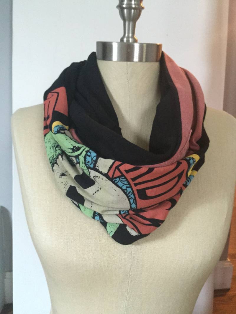 Schals, Einzigartige Handgemachte Frauen Loop Schal Eine Art Von Ihr T Shirt Oder Wählen Sie Hier, Geschenk Für Sie Ihn Unter 40 Nach Maß Schals, Einzigartige Handgemachte Frauen Loop Schal Eine Art Von Ihr T Shirt Oder Wählen Sie Hier, Geschenk Für Sie Ihn Unter 40 Nach Maß von VintageTeesEtc