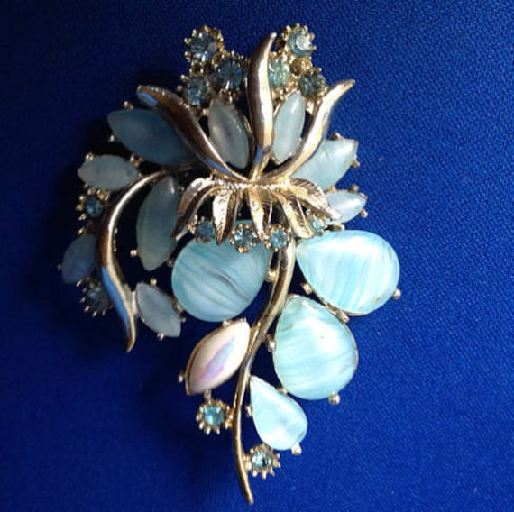 1950S Exquisite Blaue Glas & Strass Brosche 1950S Exquisite Blaue Glas & Strass Brosche von VintageTimeAfterTime