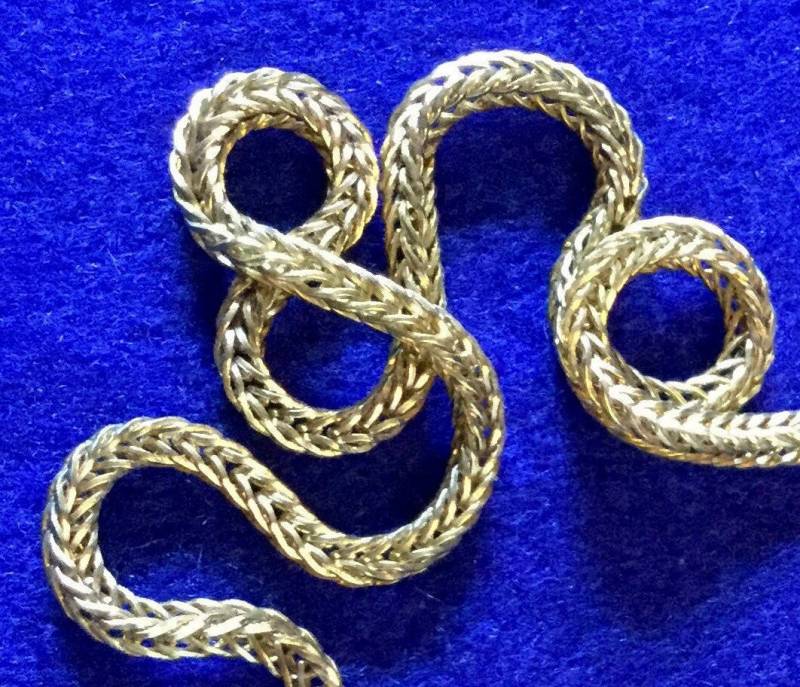 Seltene Signierte Adrien Mann London 30-Zoll-Gold-Ton-Mesh-Halskette Ende 1960Er Jahre von VintageTimeAfterTime