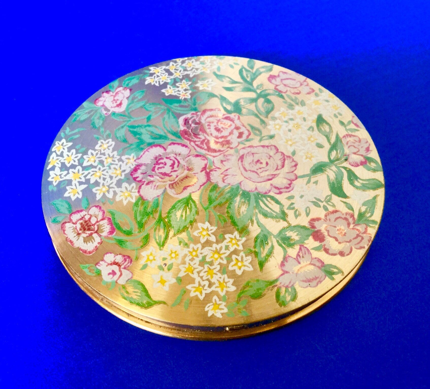 Zenette 1940Er Jahre Rosen Compact von VintageTimeAfterTime
