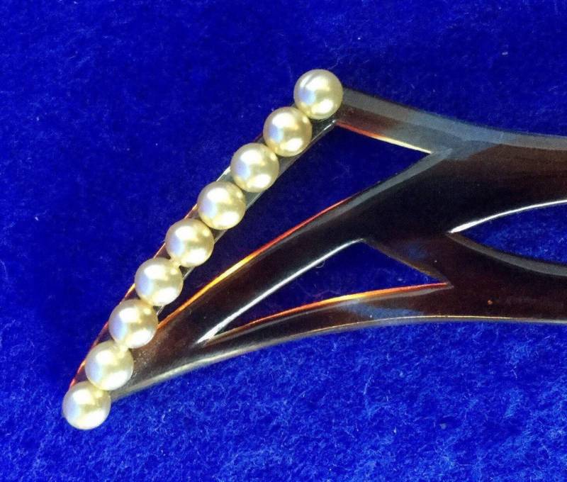 stilvolle Jugendstil Edwardian 1910 Faux Schildkröte Shell Zelluloid Haarkamm Mit Neun Perlen stilvolle Jugendstil Edwardian 1910 Faux Schildkröte Shell Zelluloid Haarkamm Mit Neun Perlen von VintageTimeAfterTime
