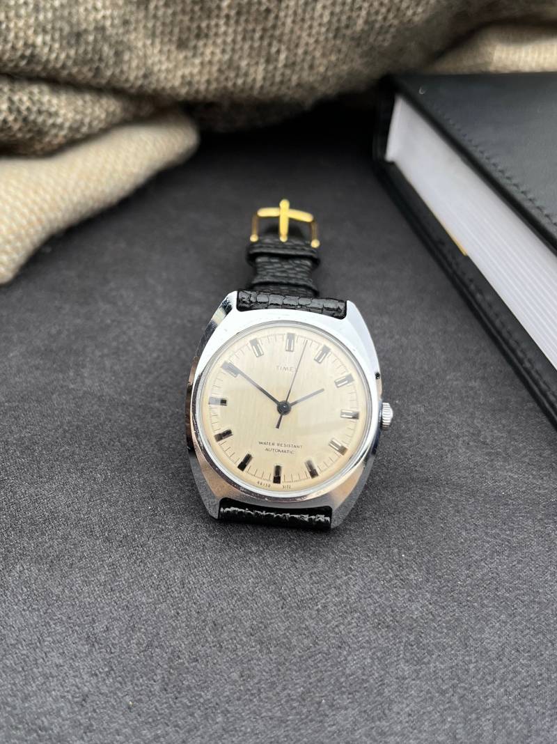 Timex Viscount Herrenuhr 1972 Silber Zifferblatt Automatik Uhrwerk von VintageTimexTime