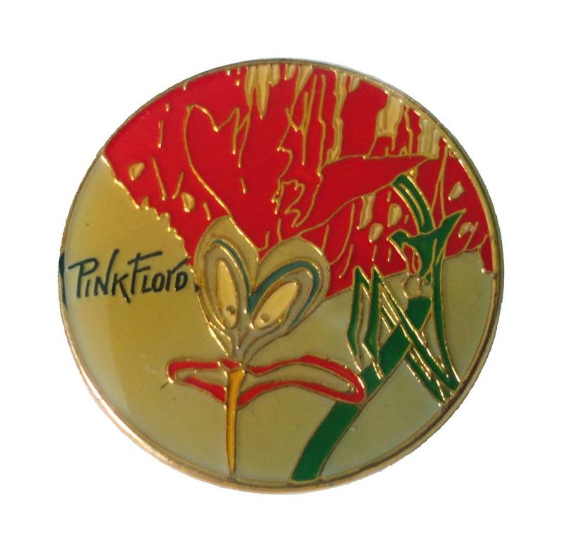Vintage 1982 Pink Floyd The Wall Emaille Pin Gerald Schal Promo von VintageTrafficUSA