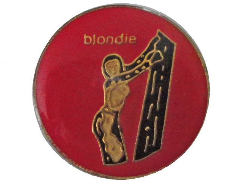 Vintage Blondie Debbie Harry Emaille Anstecker Punk-Rock Anstecknadel Vintage Blondie Debbie Harry Emaille Anstecker Punk-Rock Anstecknadel von VintageTrafficUSA