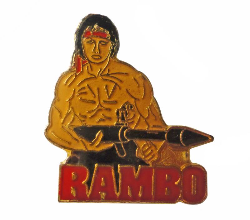Rambo Vintage Emaille Pin Anstecknadel Abzeichen Superheld Sylvester Stallone Pinback von VintageTrafficUSA