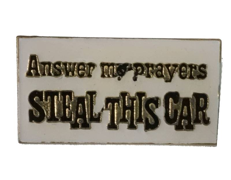 Vintage "Dieses Auto Stehlen" Emaille Pin Humor Anstecker Vintage "Dieses Auto Stehlen" Emaille Pin Humor Anstecker von VintageTrafficUSA