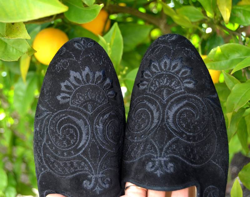 Hergestellt in Italien - Ann Taylor Wildleder Genäht Slip Auf Wohnungen | Sz 9, Eu 39.5 von VintageTurtle