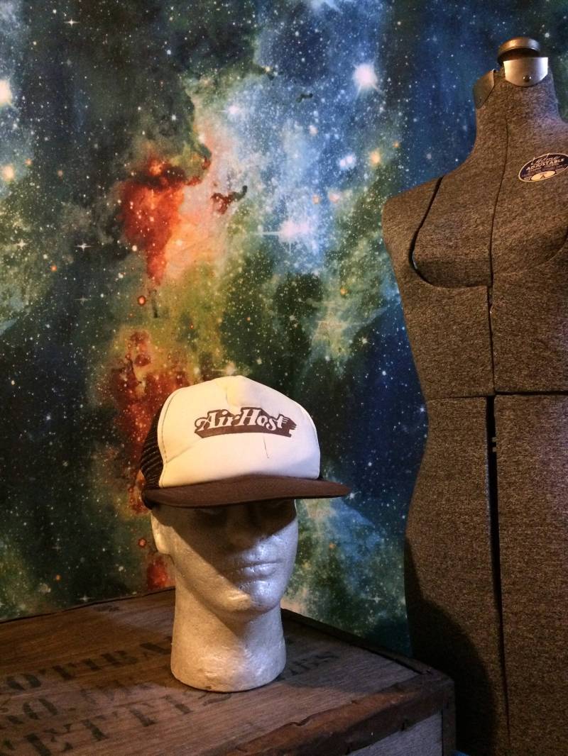 Vintage-Luft Host Mesh Rückseite Trucker Mütze Vintage-Luft Host Mesh Rückseite Trucker Mütze von VintageVanShop