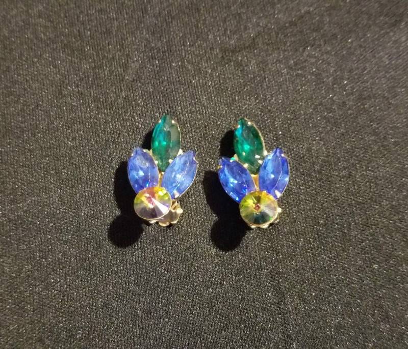 Jahrgang Wassermelone Stein, Grün & Blau Strass Ohrclips Jahrgang Wassermelone Stein, Grün & Blau Strass Ohrclips von VintageVarietyCo