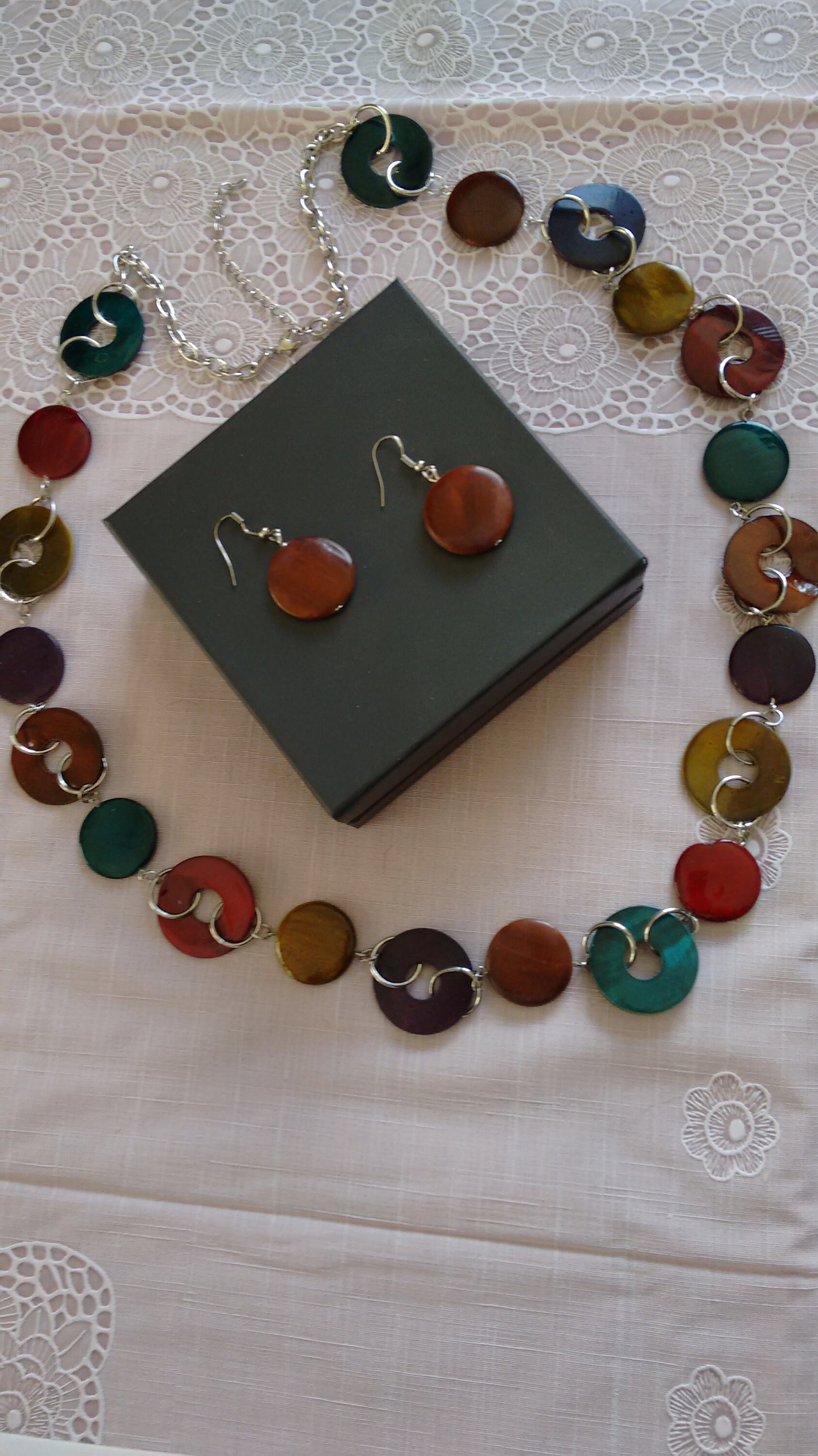 Herbst Schmuck Set Handwerker Gürtel Handarbeit Glas Kristall Unikatschmuck Scheiben Multicolor von VintageViewTreasures